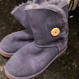 Purple/ blue Ugg Bailey boot
